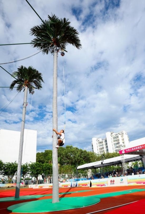 11月23日，海南隊選手曾祥天在比賽中。新華社記者 楊植森 攝