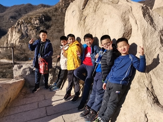 登山隊(duì)員供圖。