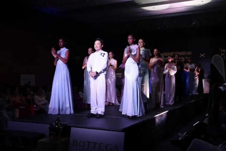 時裝周現(xiàn)場。顏李芳攝