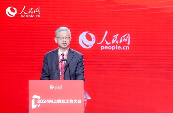 寧夏回族自治區(qū)銀川市委社會工作部副部長李卒作實踐分享。人民網(wǎng) 鄂智超攝