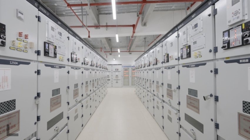 300兆瓦壓氣儲能示范工程高壓配電室。受訪者供圖