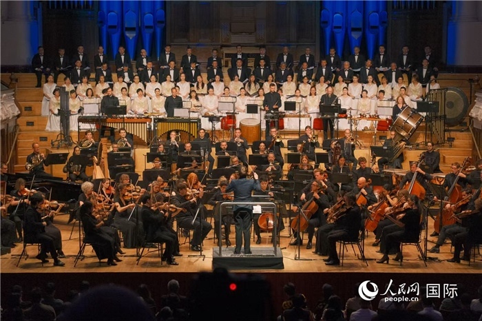 奧克蘭市政廳《空海》交響曲演出現(xiàn)場。張波若攝