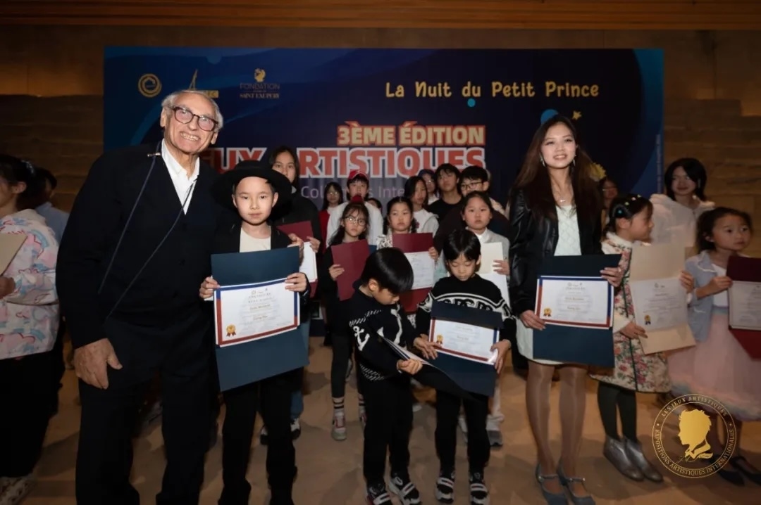 第三屆國(guó)際藝術(shù)聯(lián)創(chuàng)聯(lián)展盛大開幕。法中交流促進(jìn)會(huì)供圖