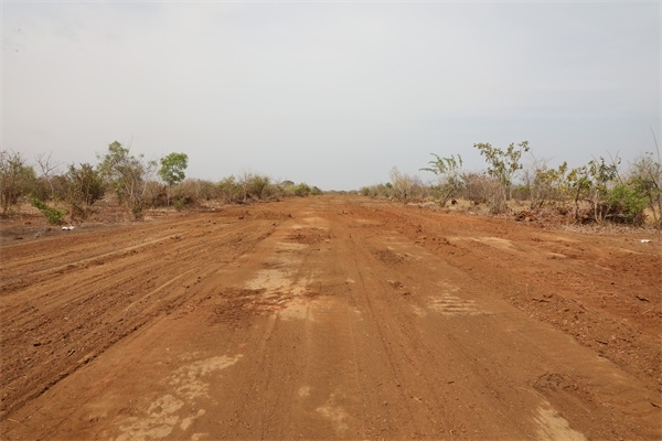 施工現(xiàn)場(chǎng)。張曉昆攝