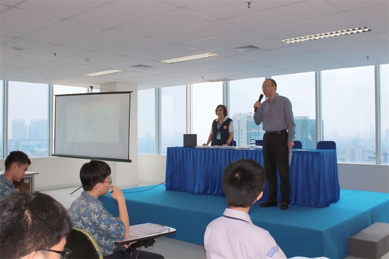 王思平參贊考前致辭。印尼雅加達(dá)華文教育協(xié)調(diào)機(jī)構(gòu)供圖