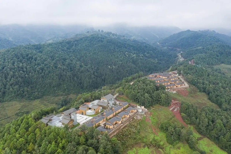 2020年10月13日拍攝的三河村新村聚居點(diǎn)。 