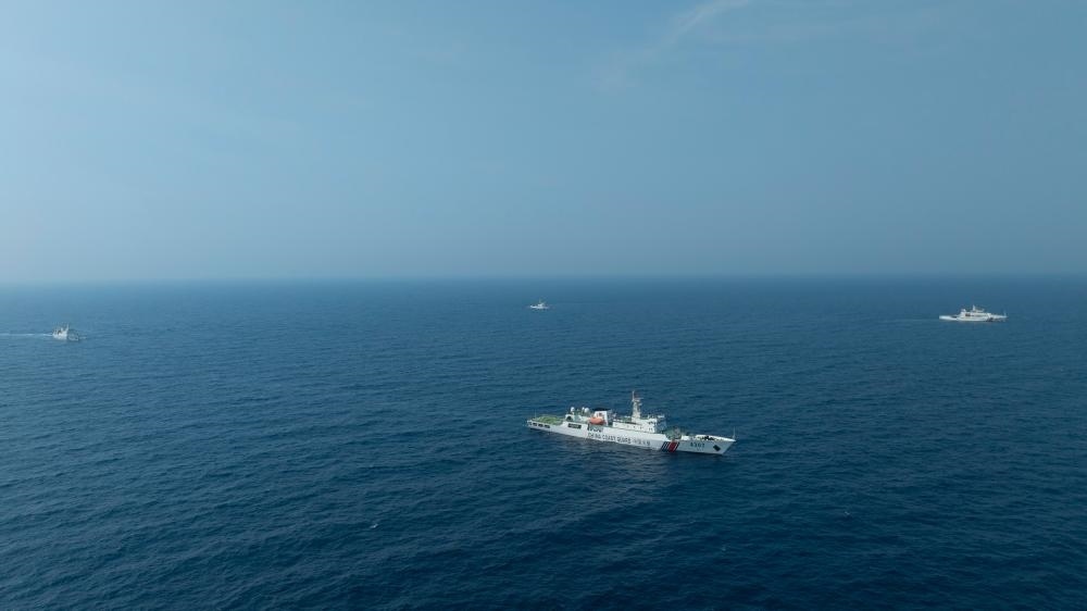 4月22日，中越海警艦艇編隊(duì)在北部灣海域開展聯(lián)合巡邏。（中國海警供圖）