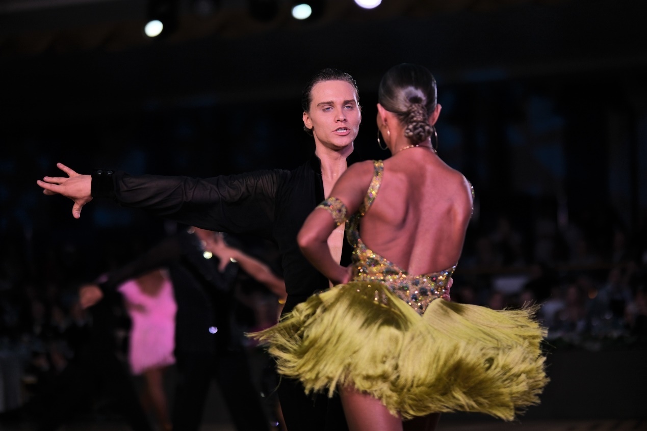 第七屆“克里姆林宮杯”國標(biāo)舞錦標(biāo)賽現(xiàn)場。于子恒攝