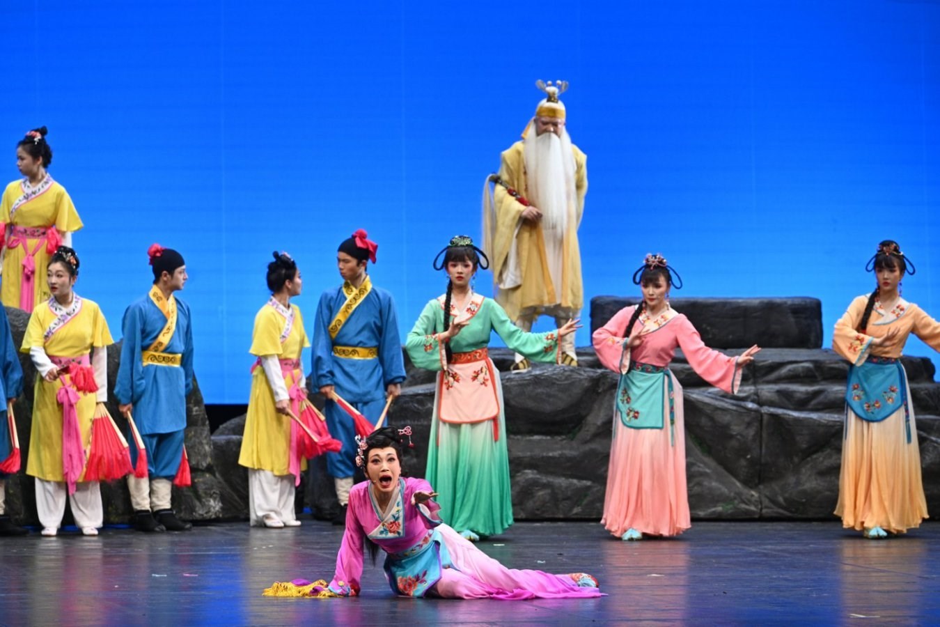 《七妹與蛇郎》演出劇照。國(guó)家大劇院供圖