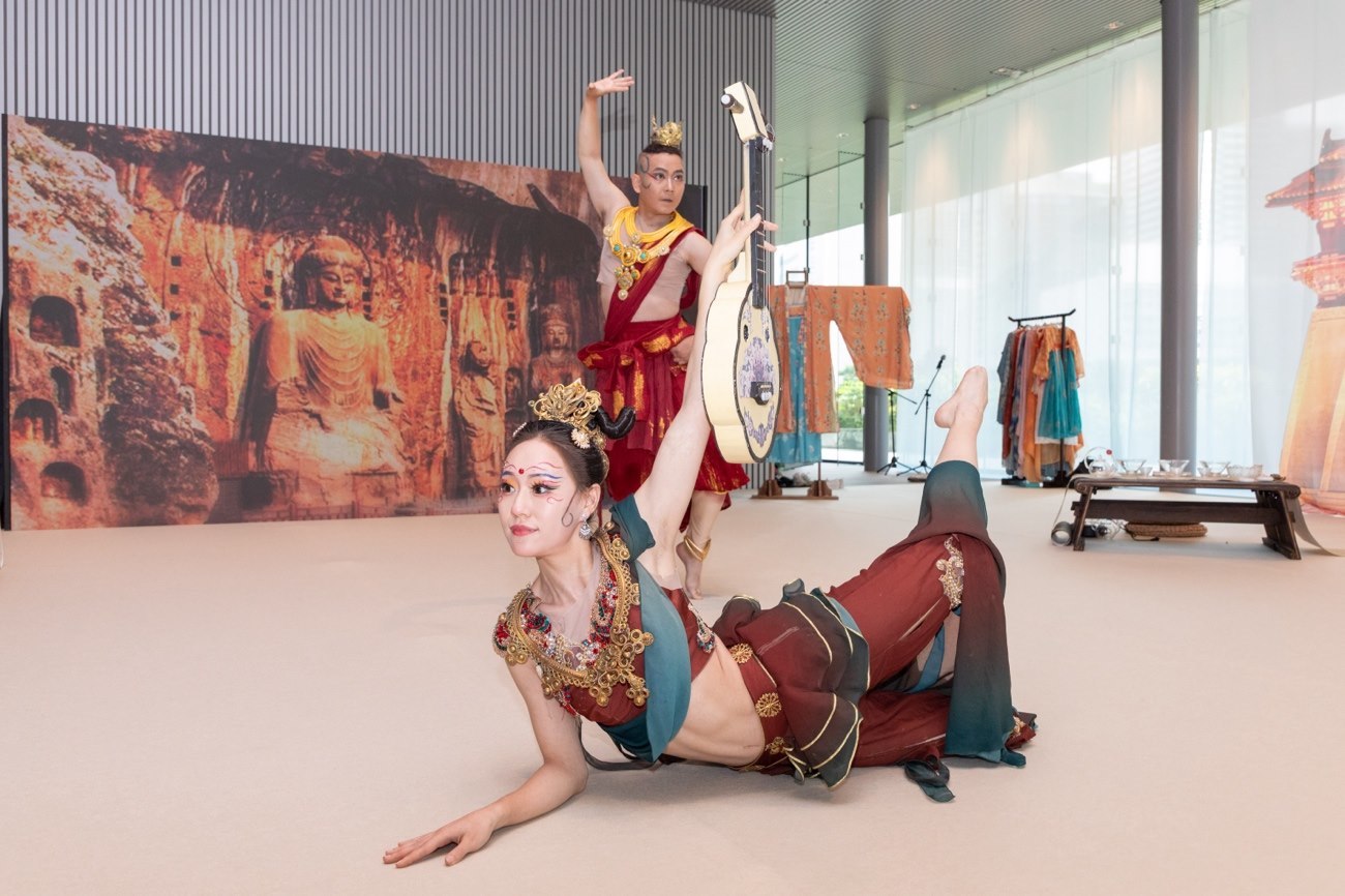 《龍門(mén)金剛》舞蹈。中國(guó)駐大阪旅游辦事處供圖