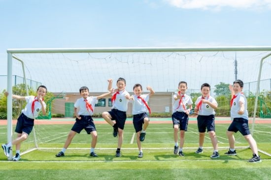 重慶高新區(qū)學(xué)子。